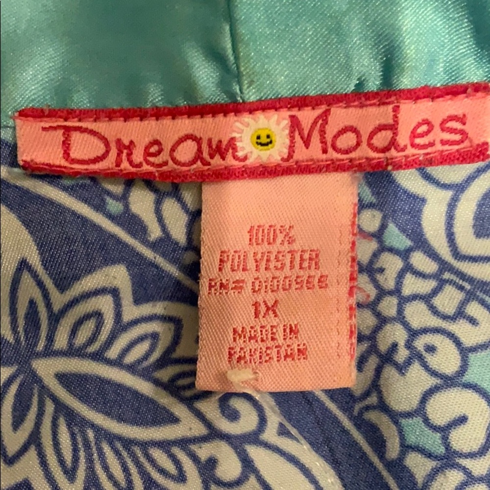 Beautiful Kimono Lounging Robe - Picture 6 of 7